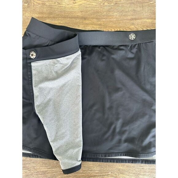 Tail Active Wear Wrap Reversible Skirt, NWT, size L - Picture 5 of 7